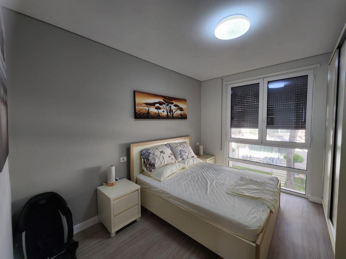 Lovely 1-bedroom At San Pietro Front Apartment Plazhi San Pietro